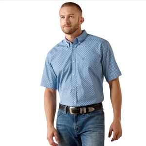 Ariat Mens Blue Button Down Shirt Size Large Short Sleeve Western